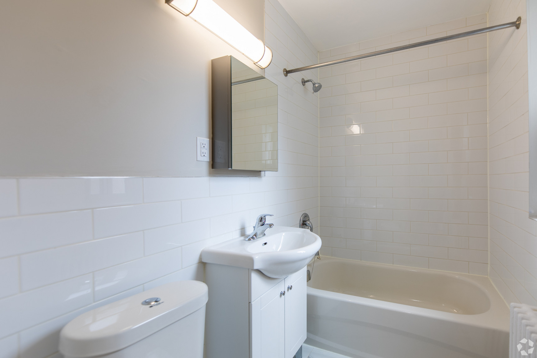 Rosseau Road Inc. - Photo 16