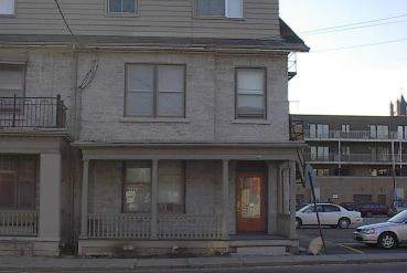 202-3 Queen St