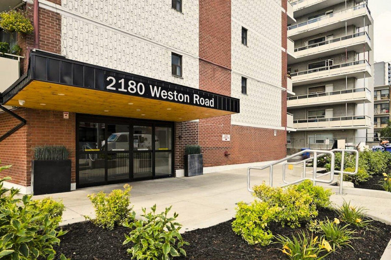 Scarlett View Apartments