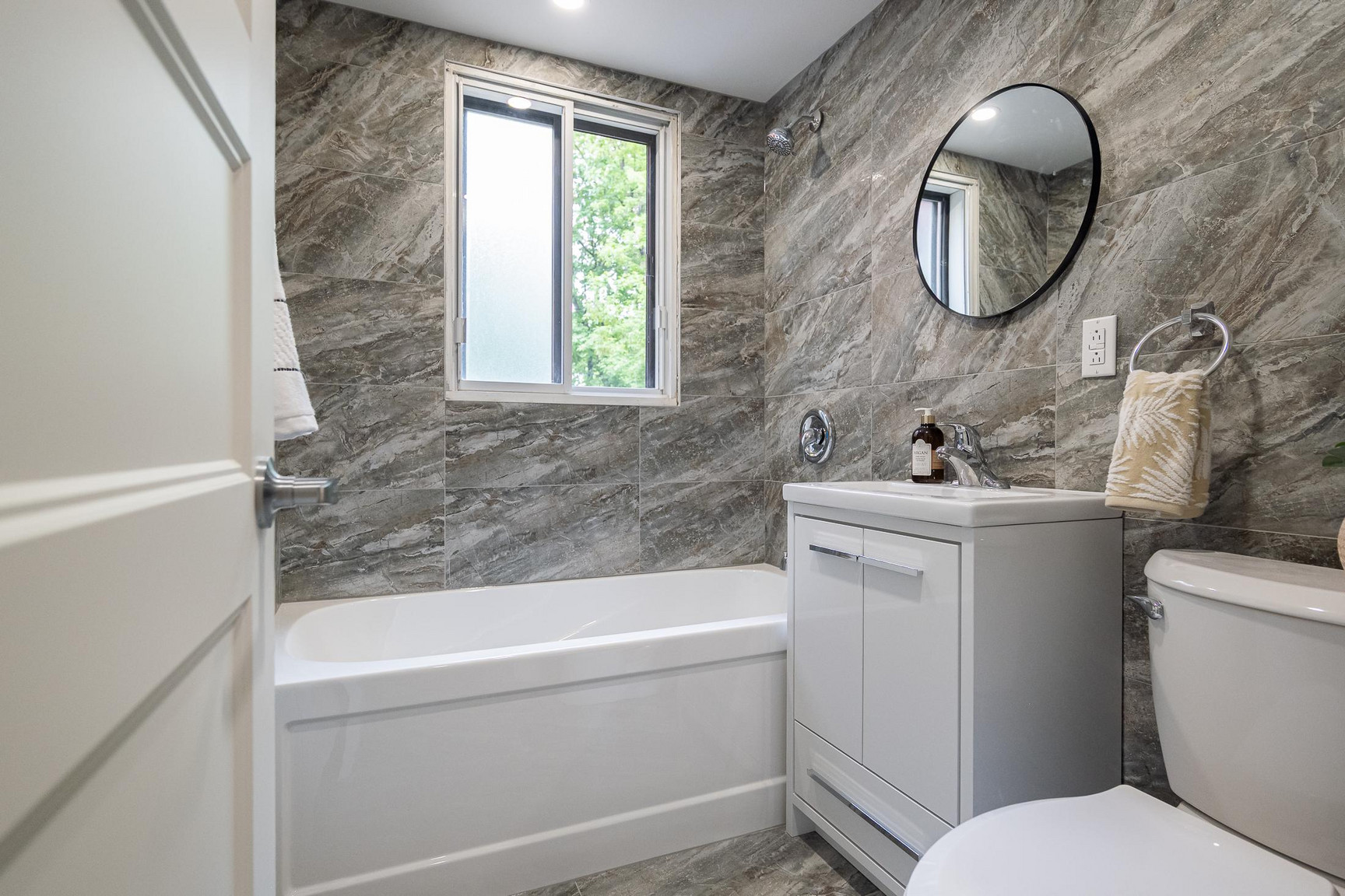 7211 Fielding  - Photo 79