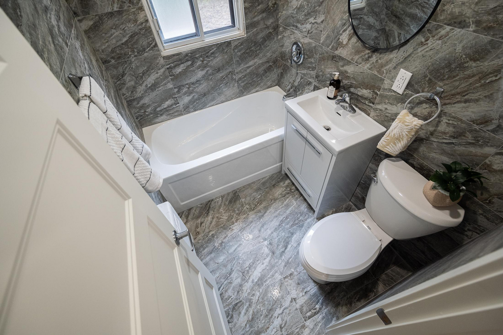 7211 Fielding  - Photo 76