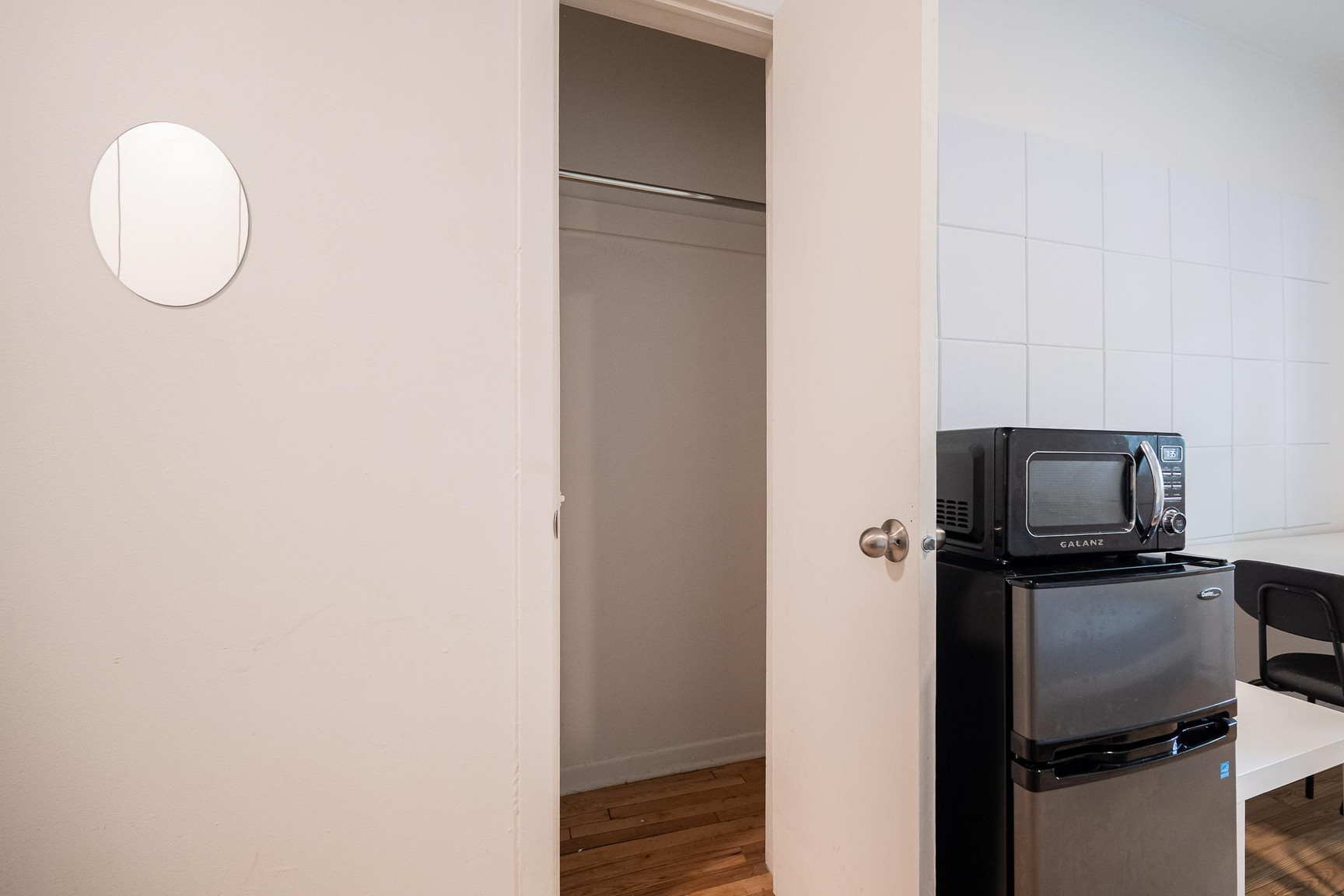 820 Roy Est  - Photo 12