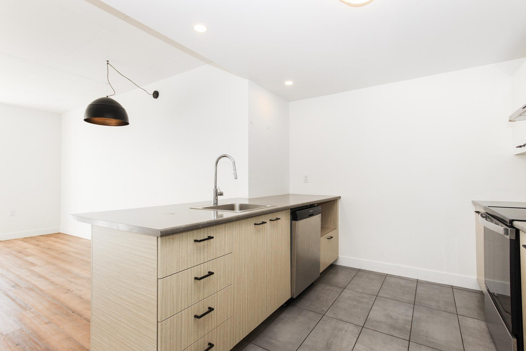 775 Place George Dor - Photo 31