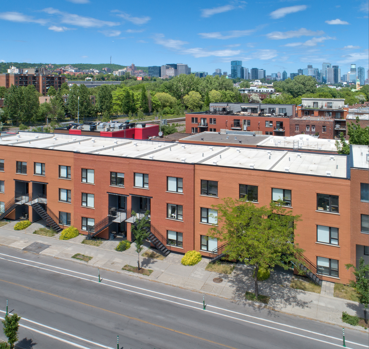 575 Courcelle St - Photo 47