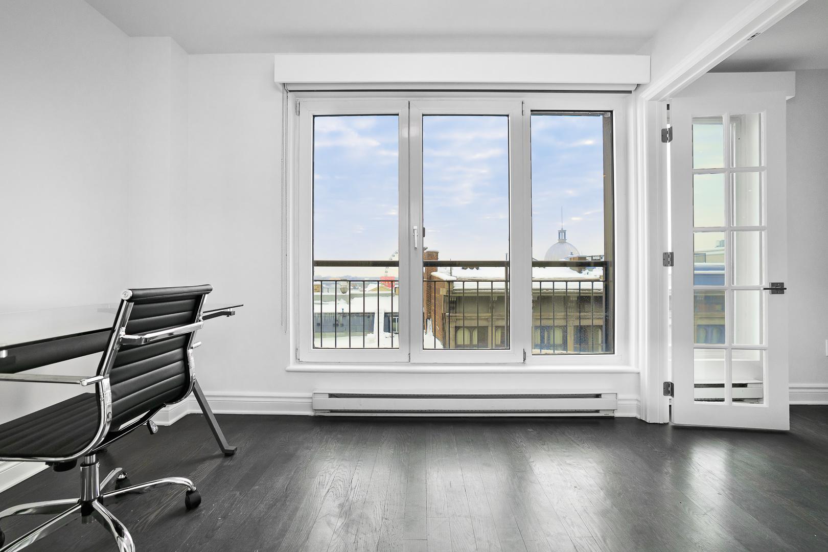 329 Notre-Dame East - Photo 35
