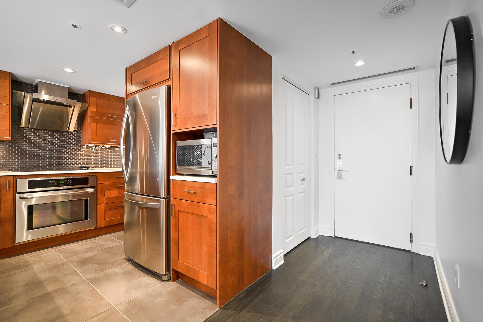 329 Notre-Dame East - Photo 25