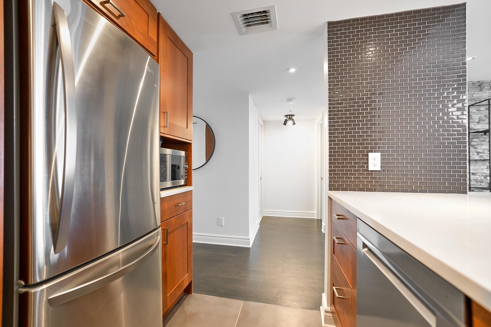 329 Notre-Dame East - Photo 23