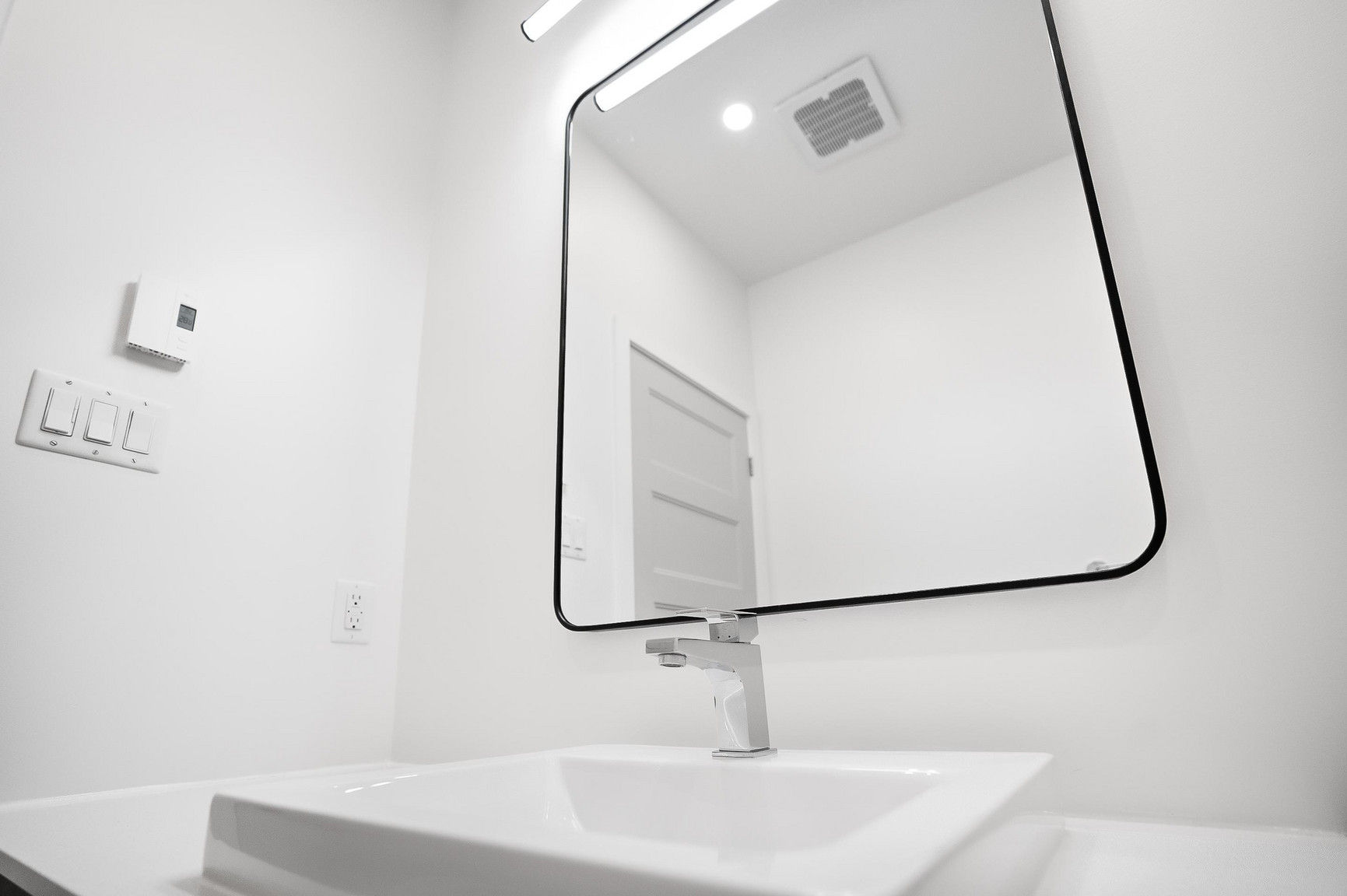 575 Courcelle St - Photo 31