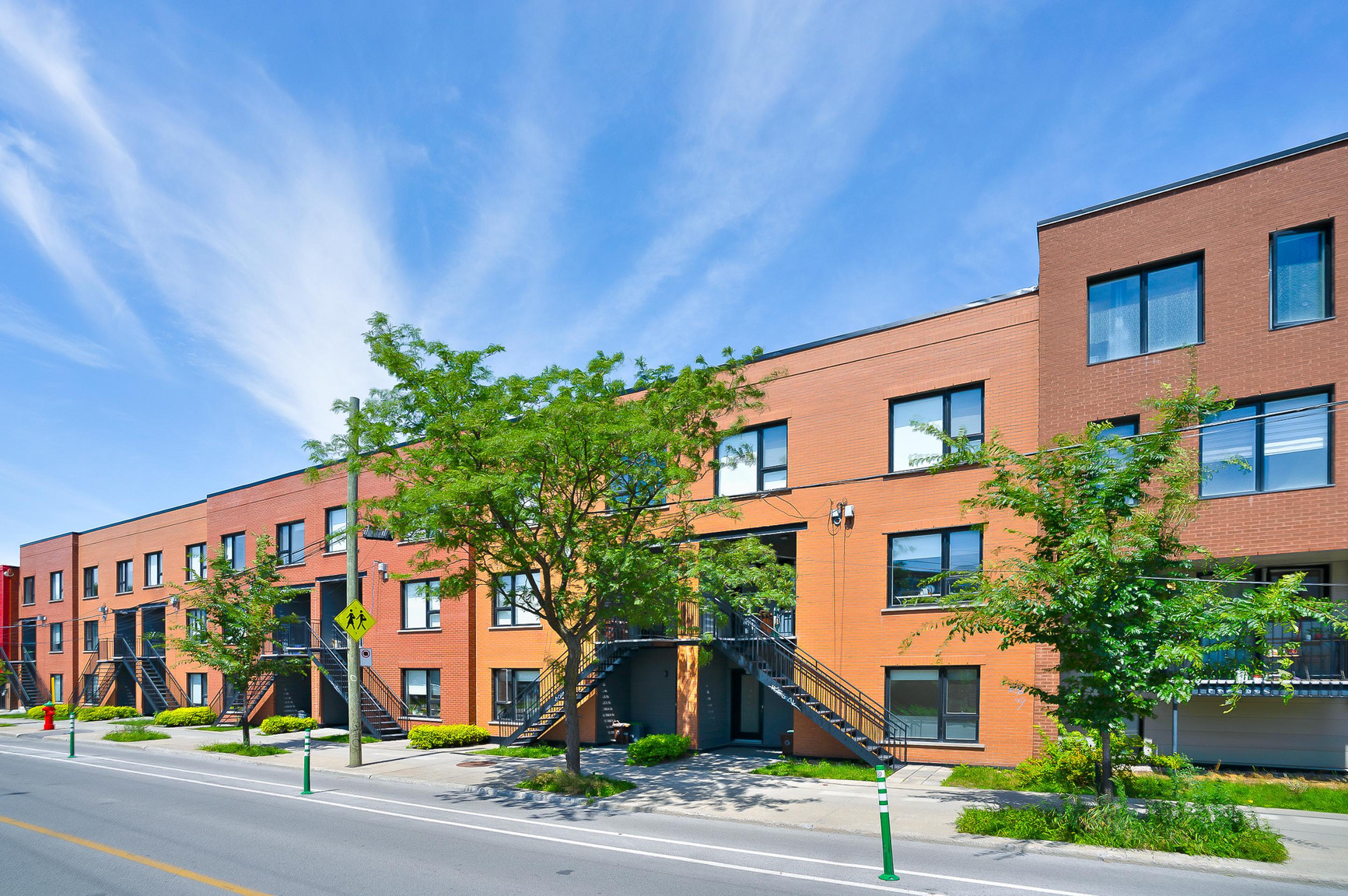 575 Courcelle St - Photo 43