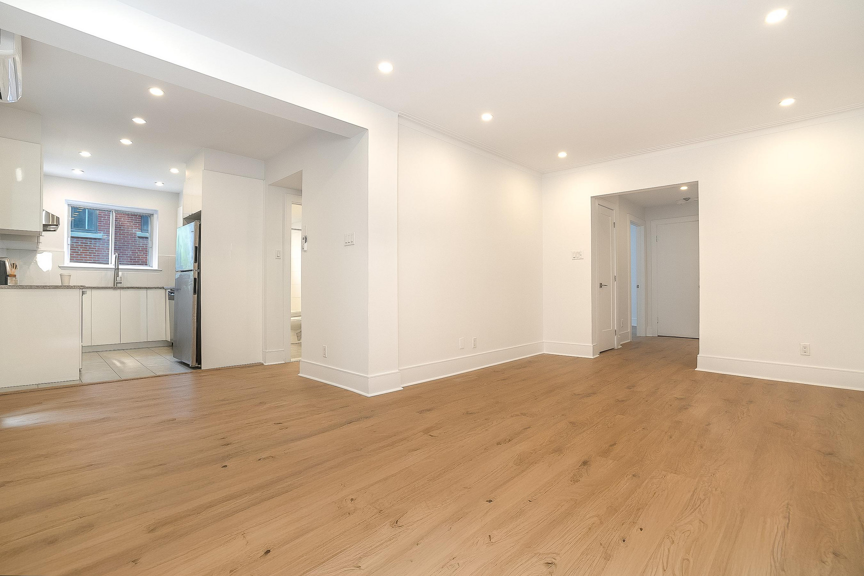 2120 Van Horne - Douek.ca - Photo 5