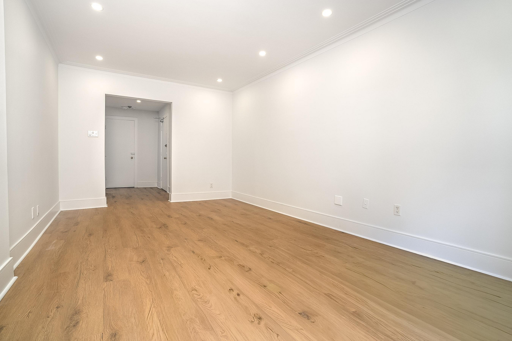 2120 Van Horne - Douek.ca - Photo 11