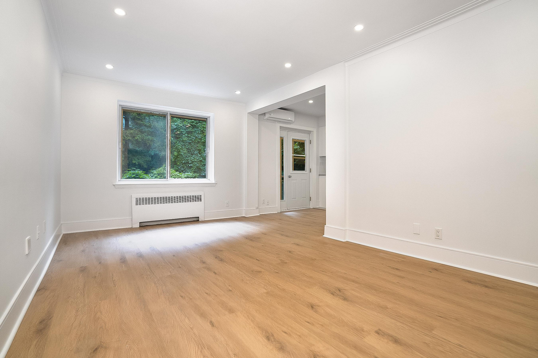2120 Van Horne - Douek.ca - Photo 7