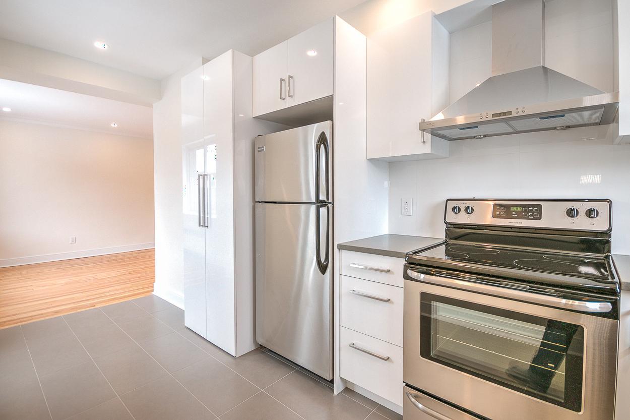 2120 Van Horne - Douek.ca