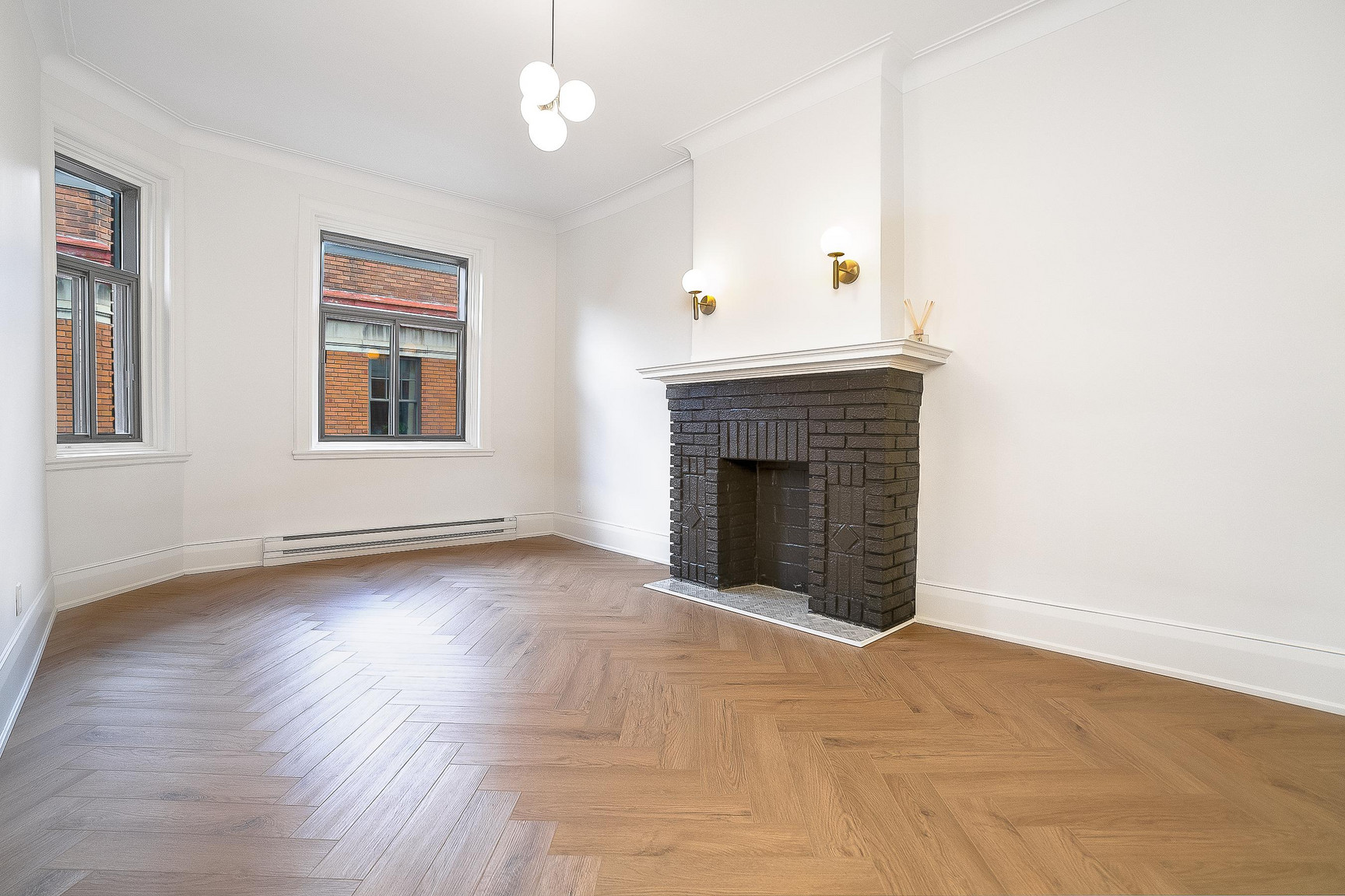 4278 Sherbrooke St. West — photo 3