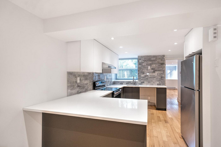 4495A Sherbrooke West - Douek.ca