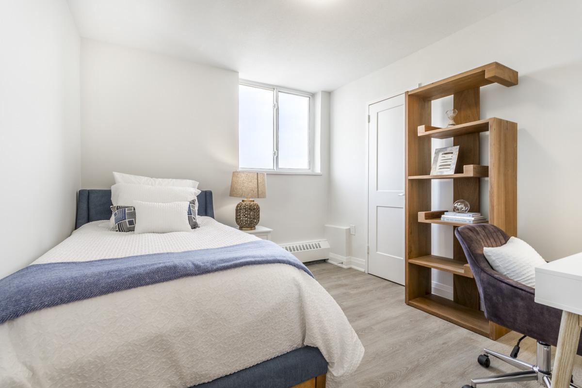 633 Northcliffe Blvd - Photo 8