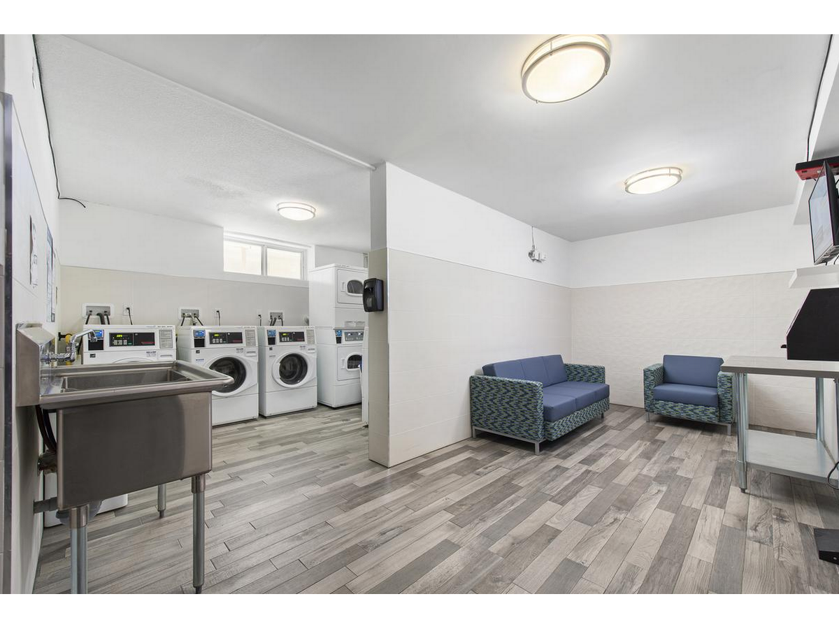 3045 Queen Frederica Drive - Photo 11