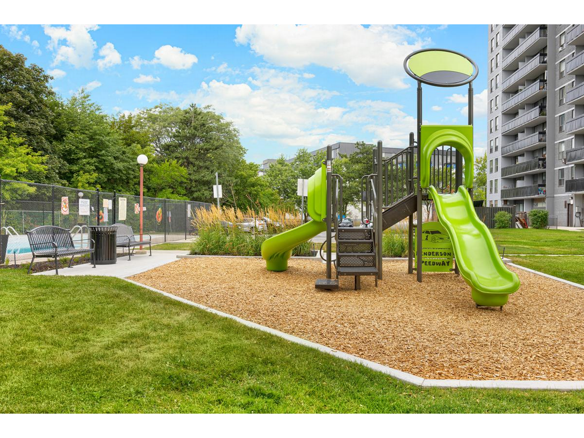 7110 Darcel Avenue - Photo 12