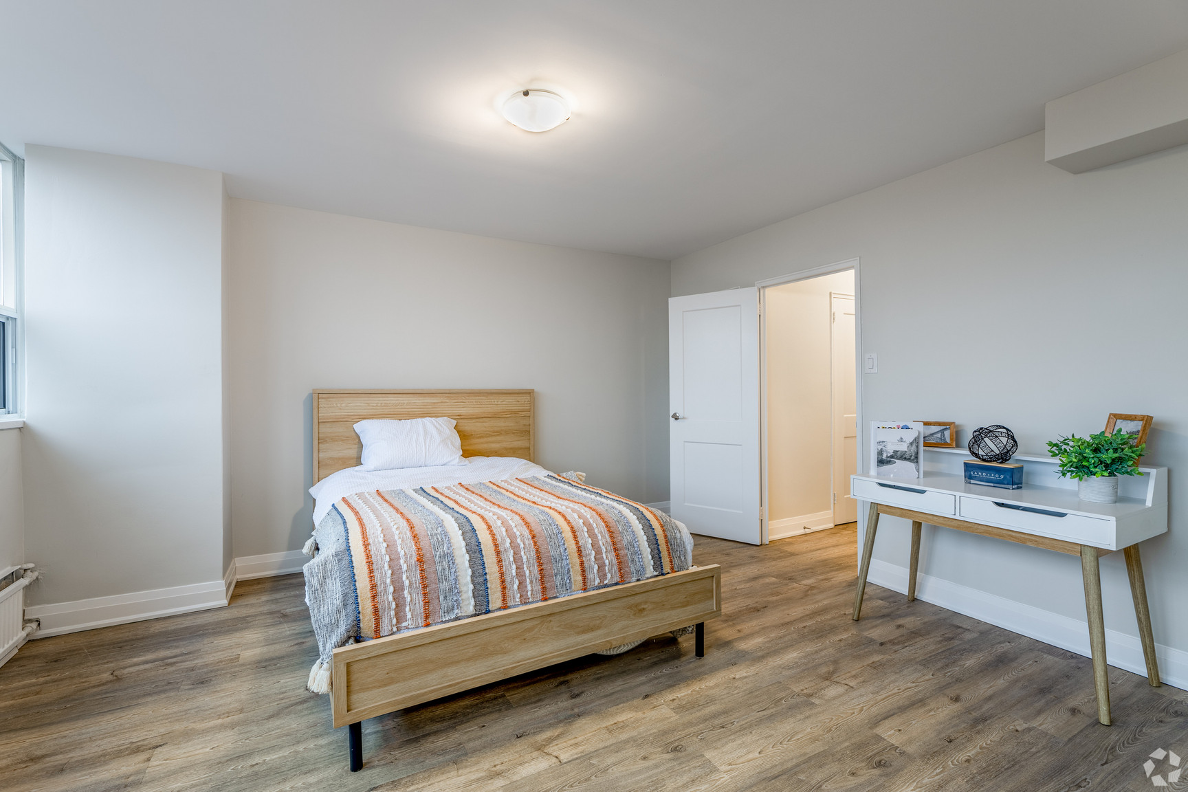 38 Dixington Cres - Photo 8