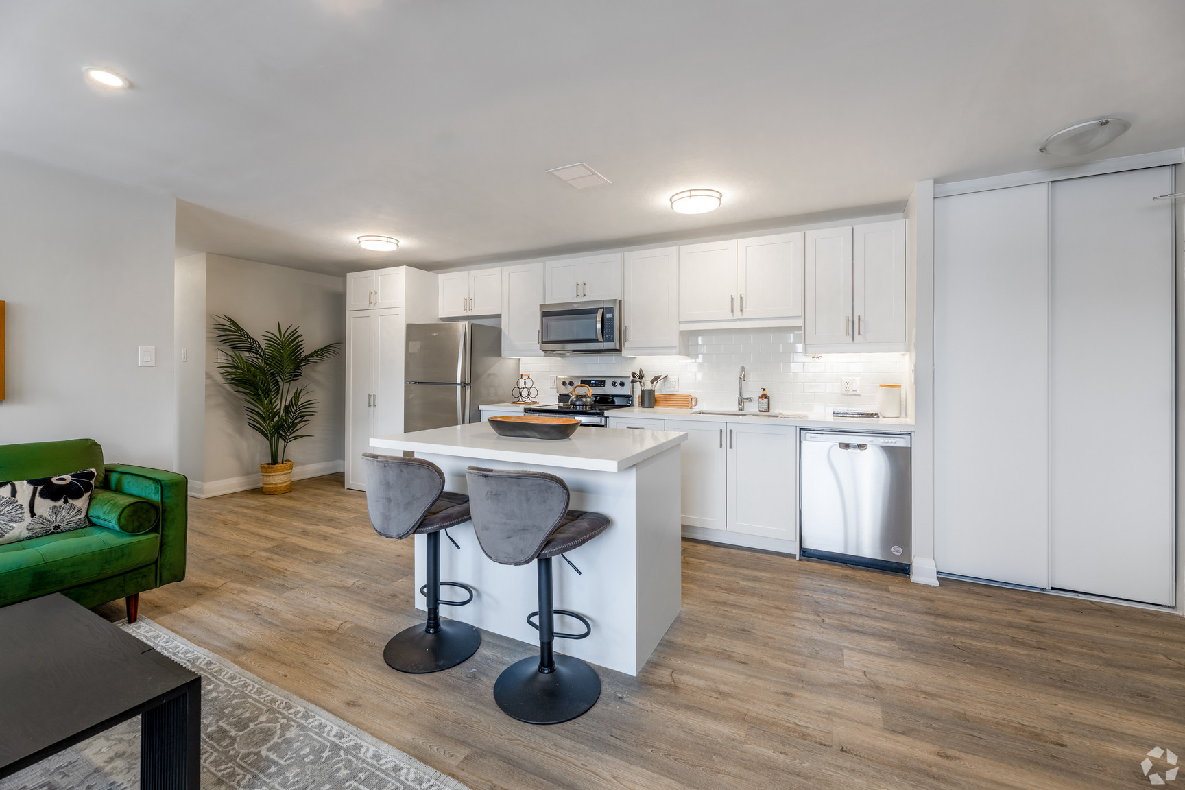 1111 Forestwood Drive, Mississauga - Photo 5