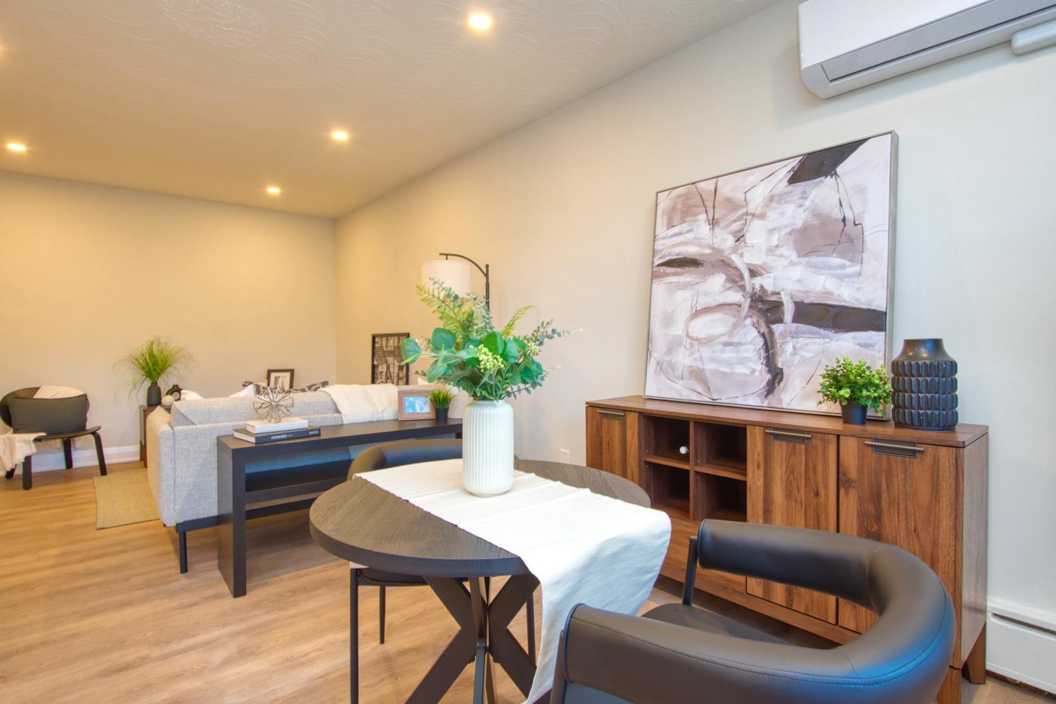 2293 Eglinton Avenue East - Photo 6