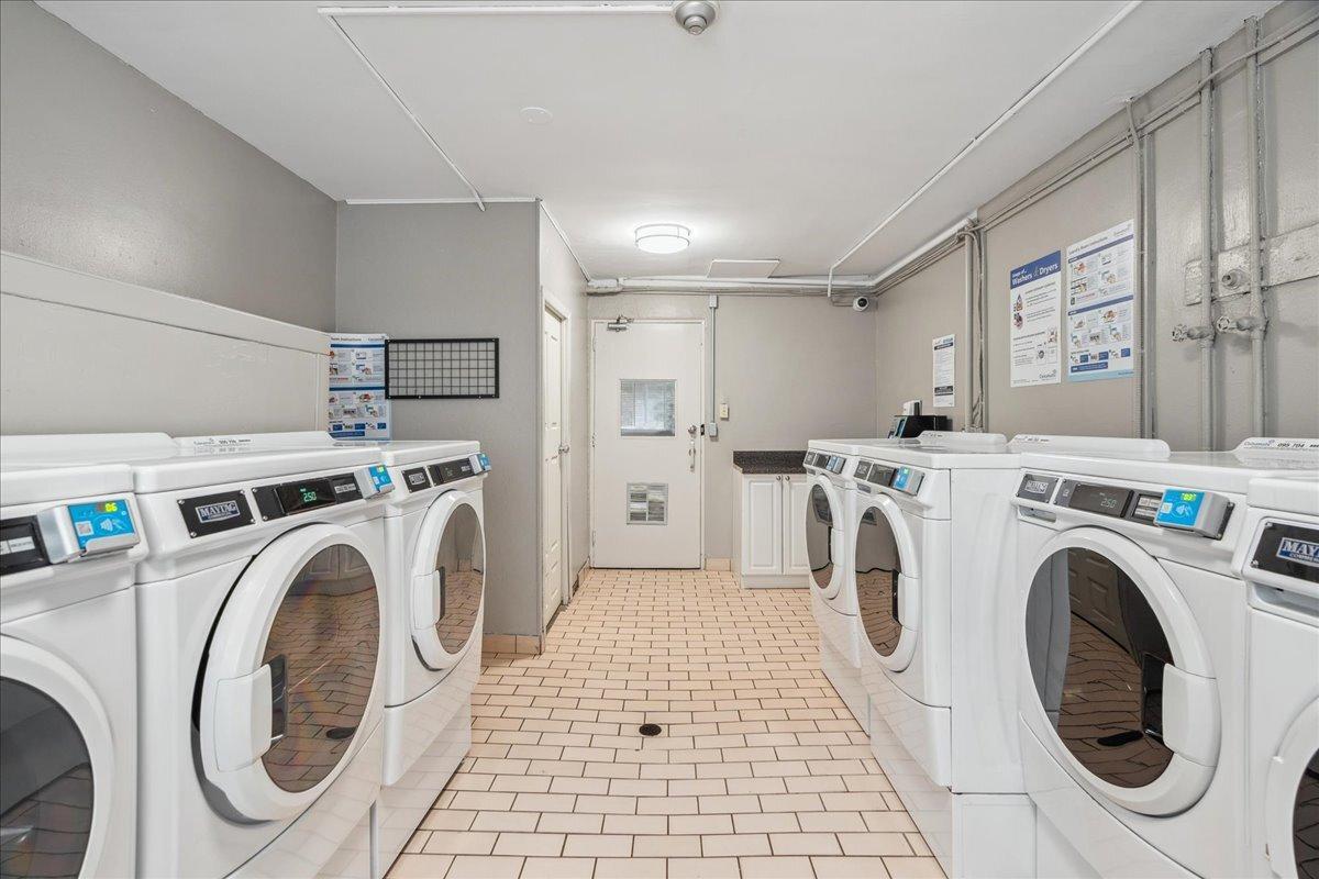 435 Grey Street - Photo 7