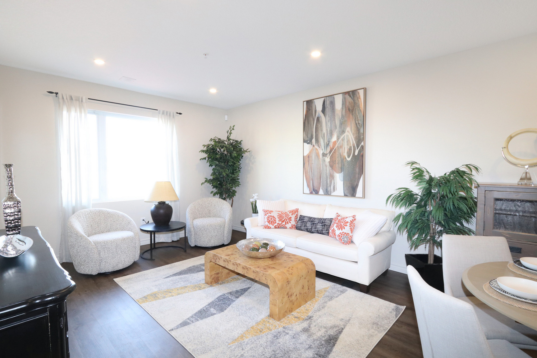 Opus Apartments - Photo 16