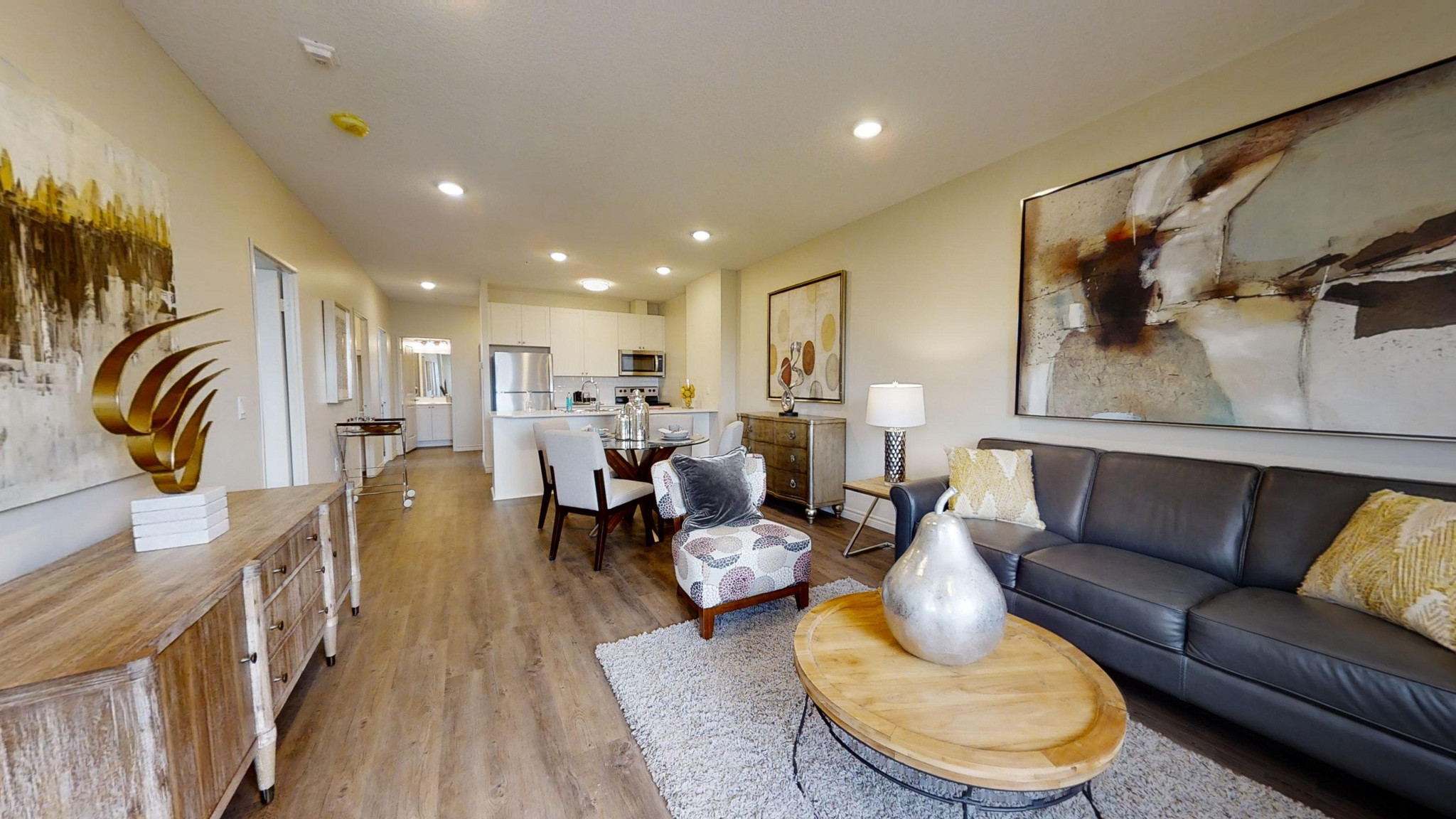 Encore Apartments - Photo 9