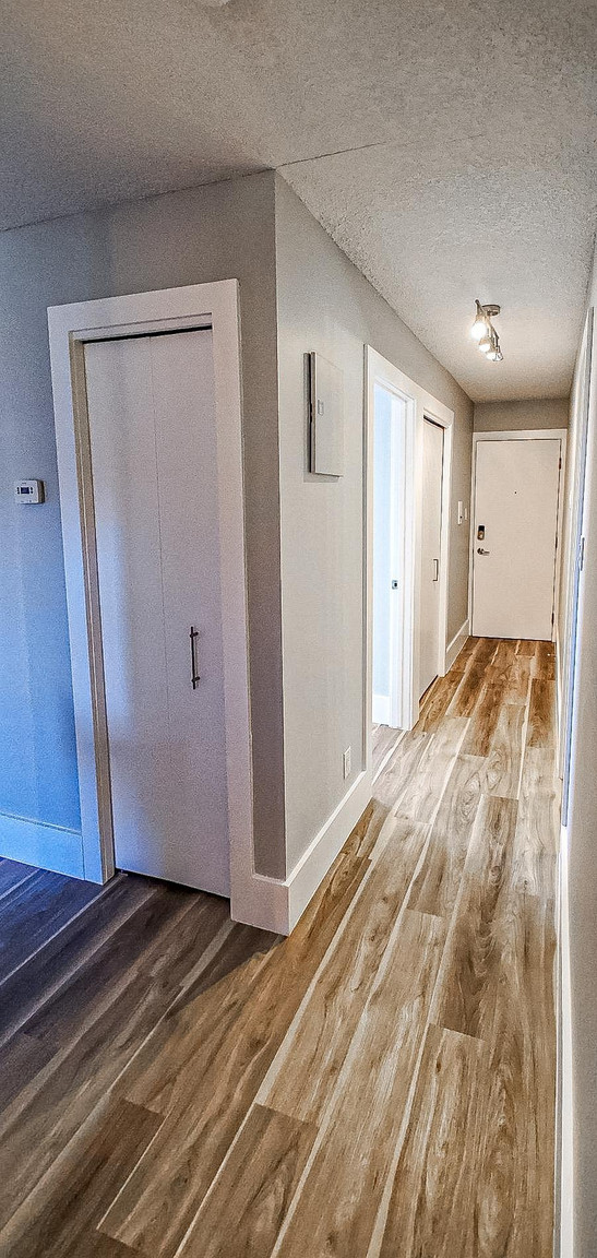 Charming 1 Bedroom Condo in South Calgary | Prime Inner-City Living - Photo 14