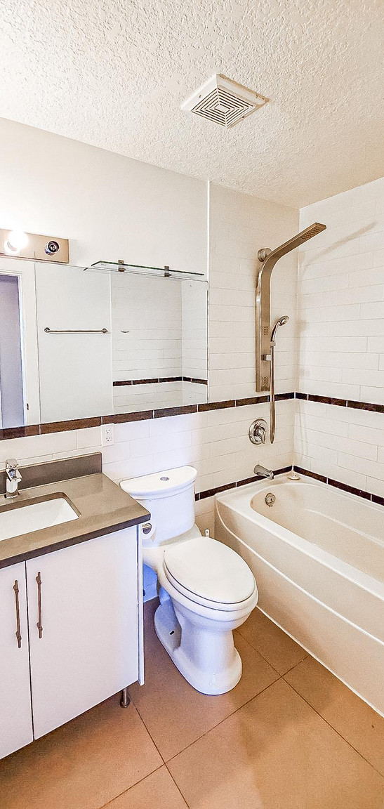 Charming 1 Bedroom Condo in South Calgary | Prime Inner-City Living - Photo 18