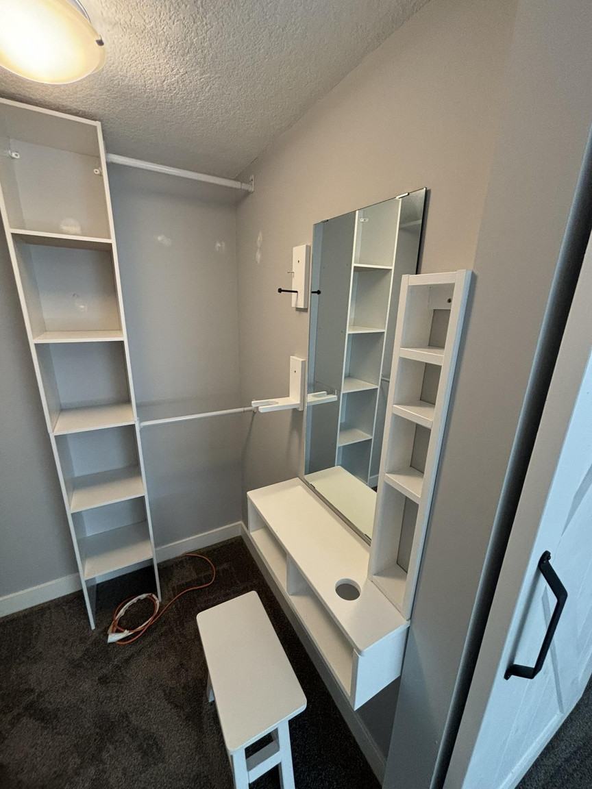 BEAUTIFUL Two Bedroom + 1 Bath Townhouse w/ A/C in Livingston!  - Photo 8