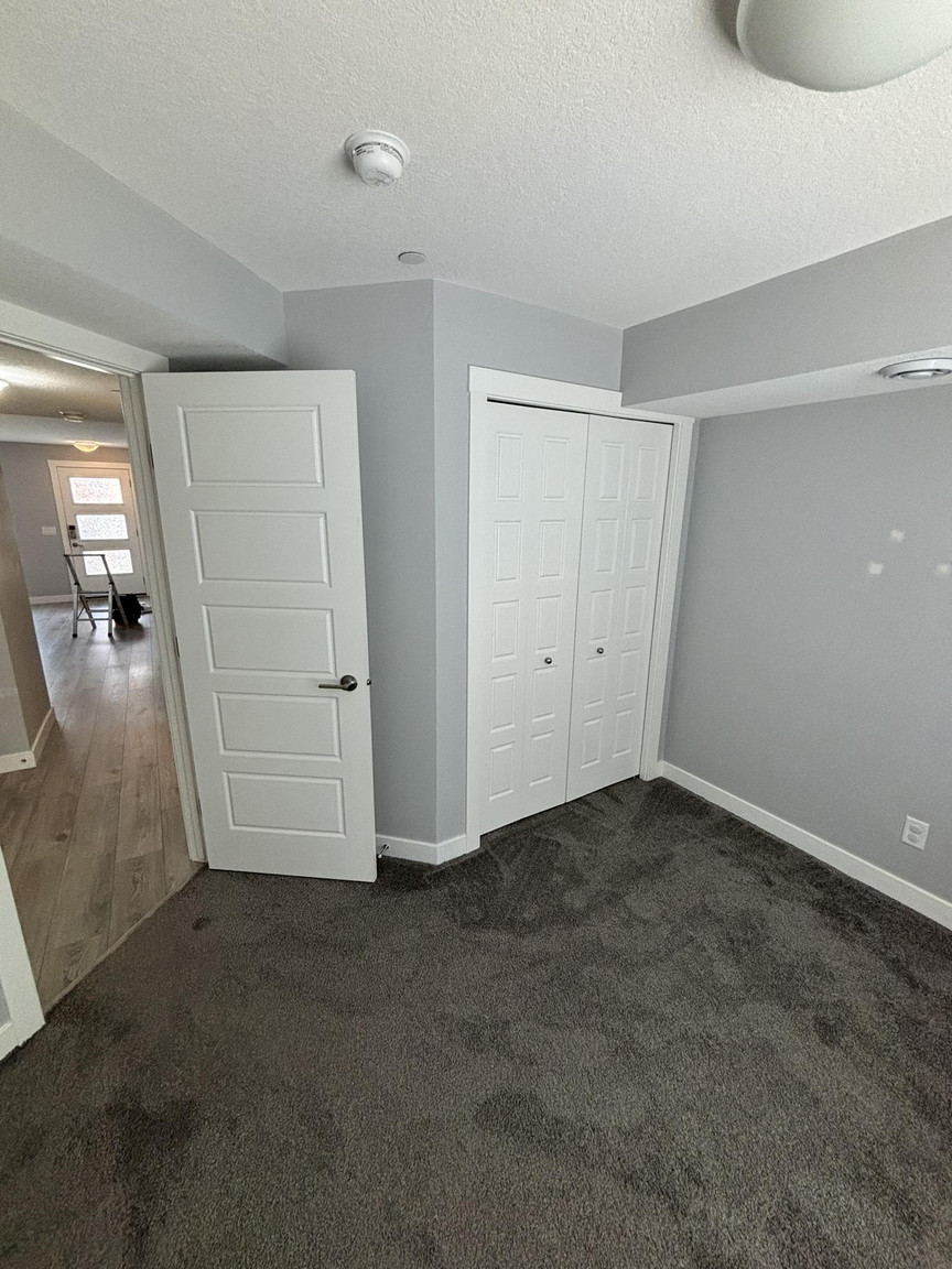 BEAUTIFUL Two Bedroom + 1 Bath Townhouse w/ A/C in Livingston!  - Photo 11