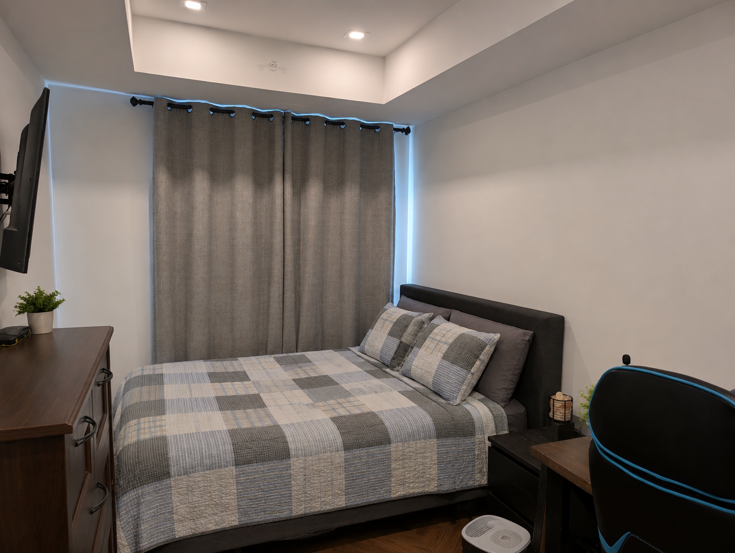 Luxury 1 Bed + 1 Bath in the Heart of West District - Photo 13