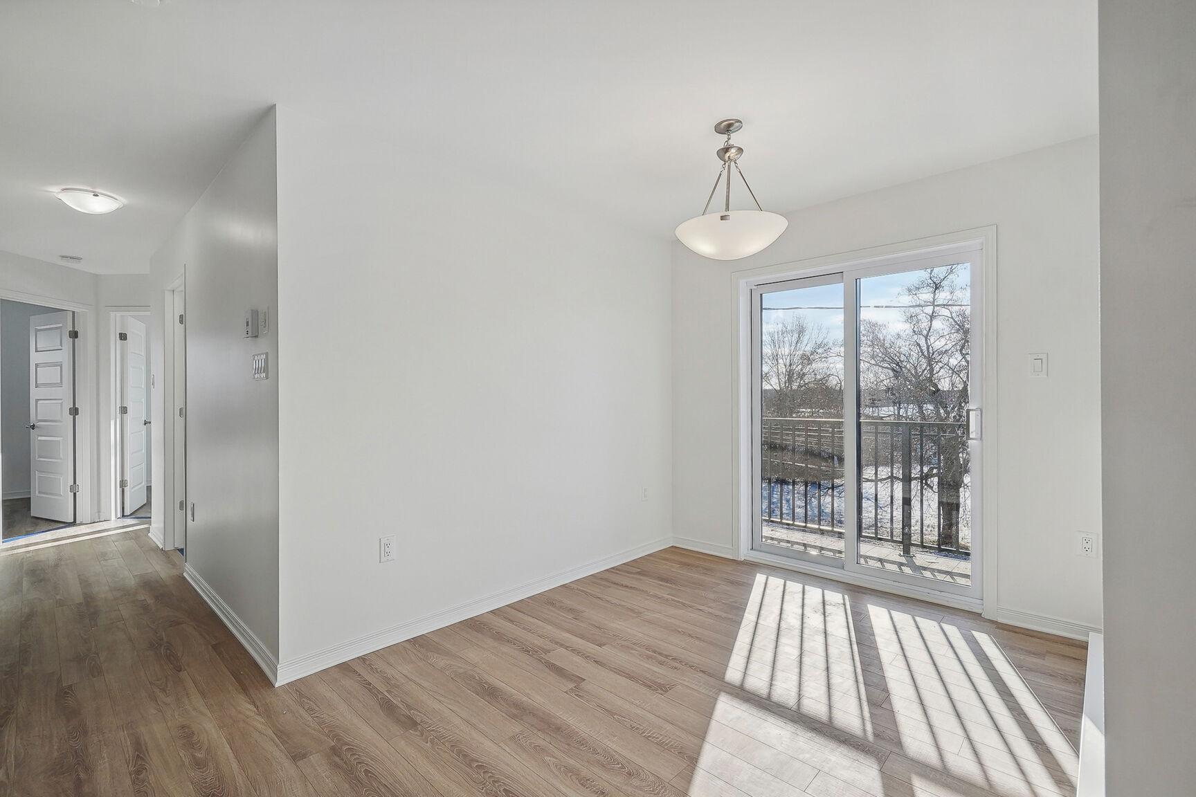 947 NOTRE DAME - Photo 8