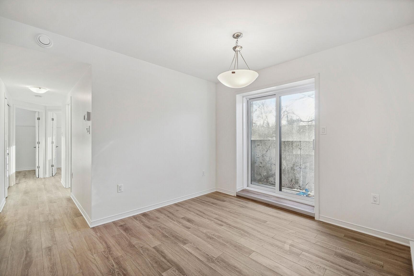 947 NOTRE DAME - Photo 9