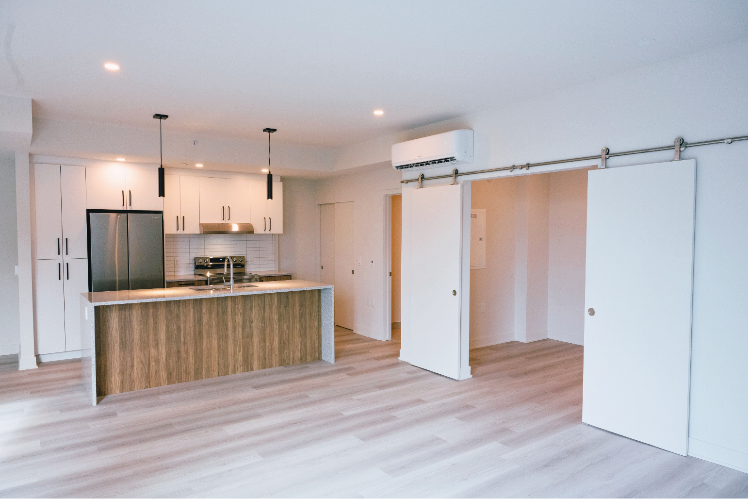 39 rue Front - NEW Build in Vieux-Aylmer near Marina ! [All Inclusive] - Photo 11
