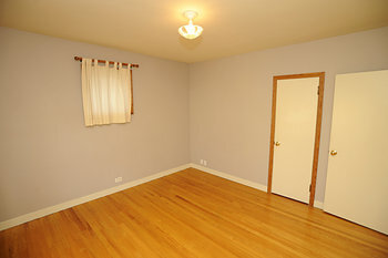 Beautiful Two Bedroom Main Floor - Photo 20