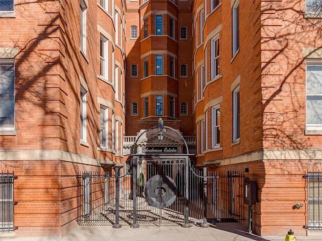 LOWER MOUNT ROYAL - HISTORICAL CONDO APARTMENT - Photo 4