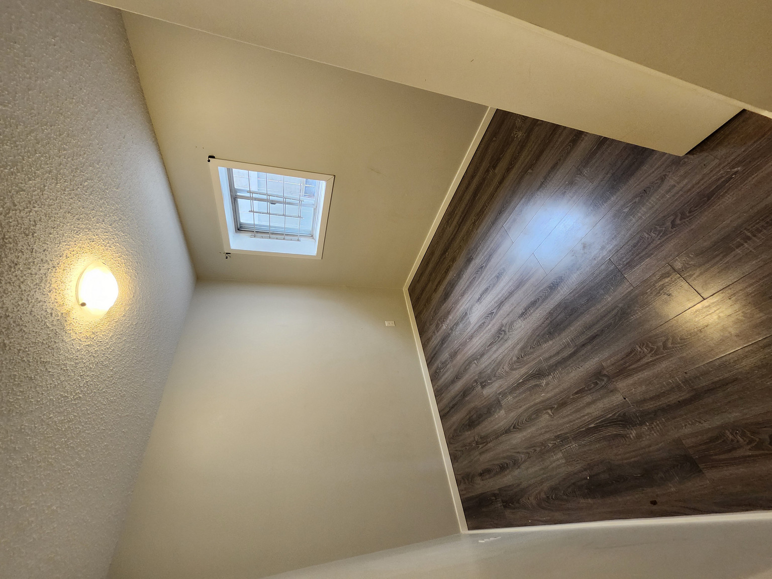 1317 37 Street SE - Photo 8