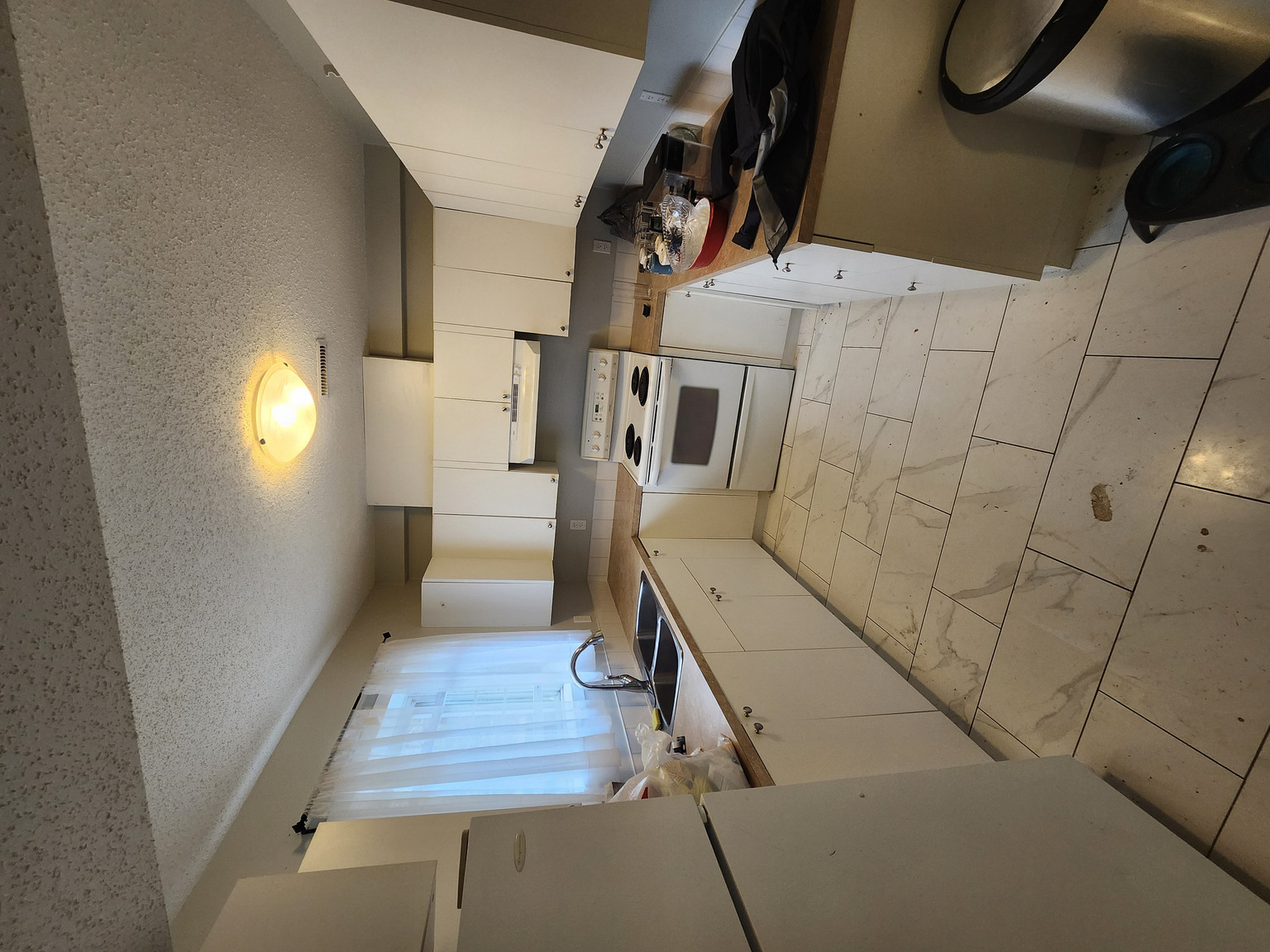 1317 37 Street SE - Photo 6