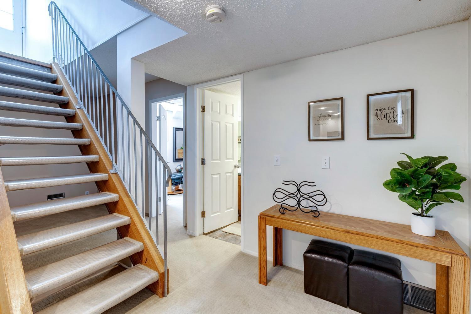 1035 Riverbend Drive SE - Photo 6
