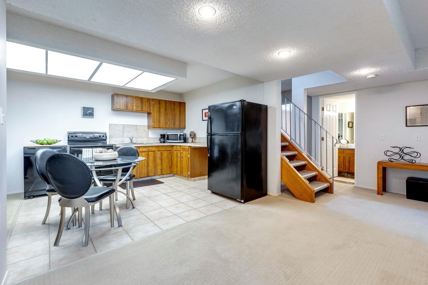 1035 Riverbend Drive SE - Photo 24