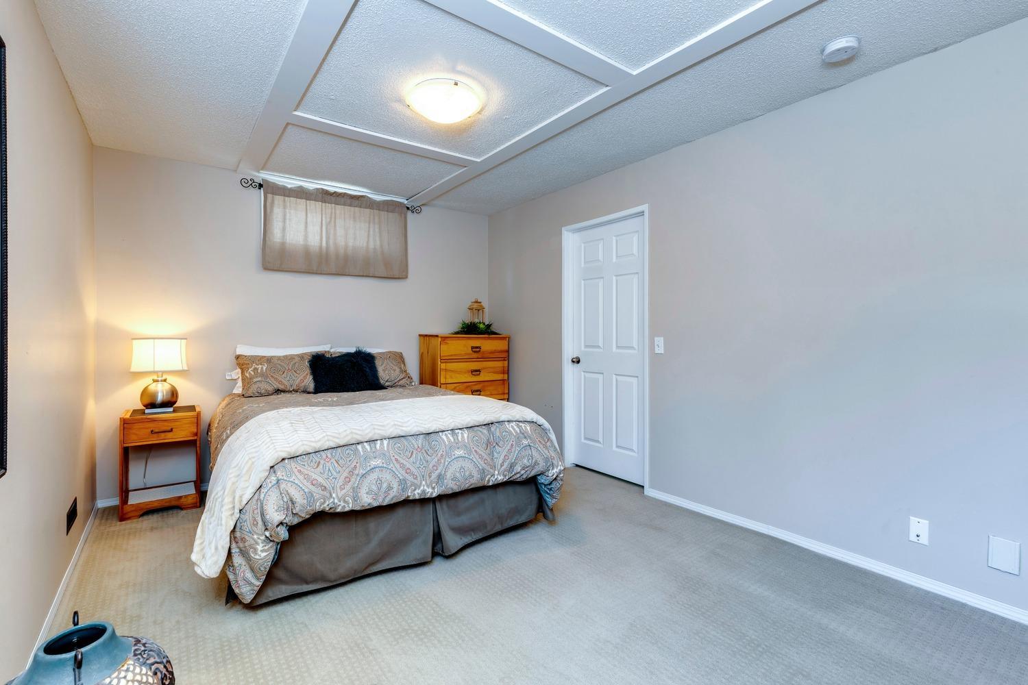 1035 Riverbend Drive SE - Photo 30