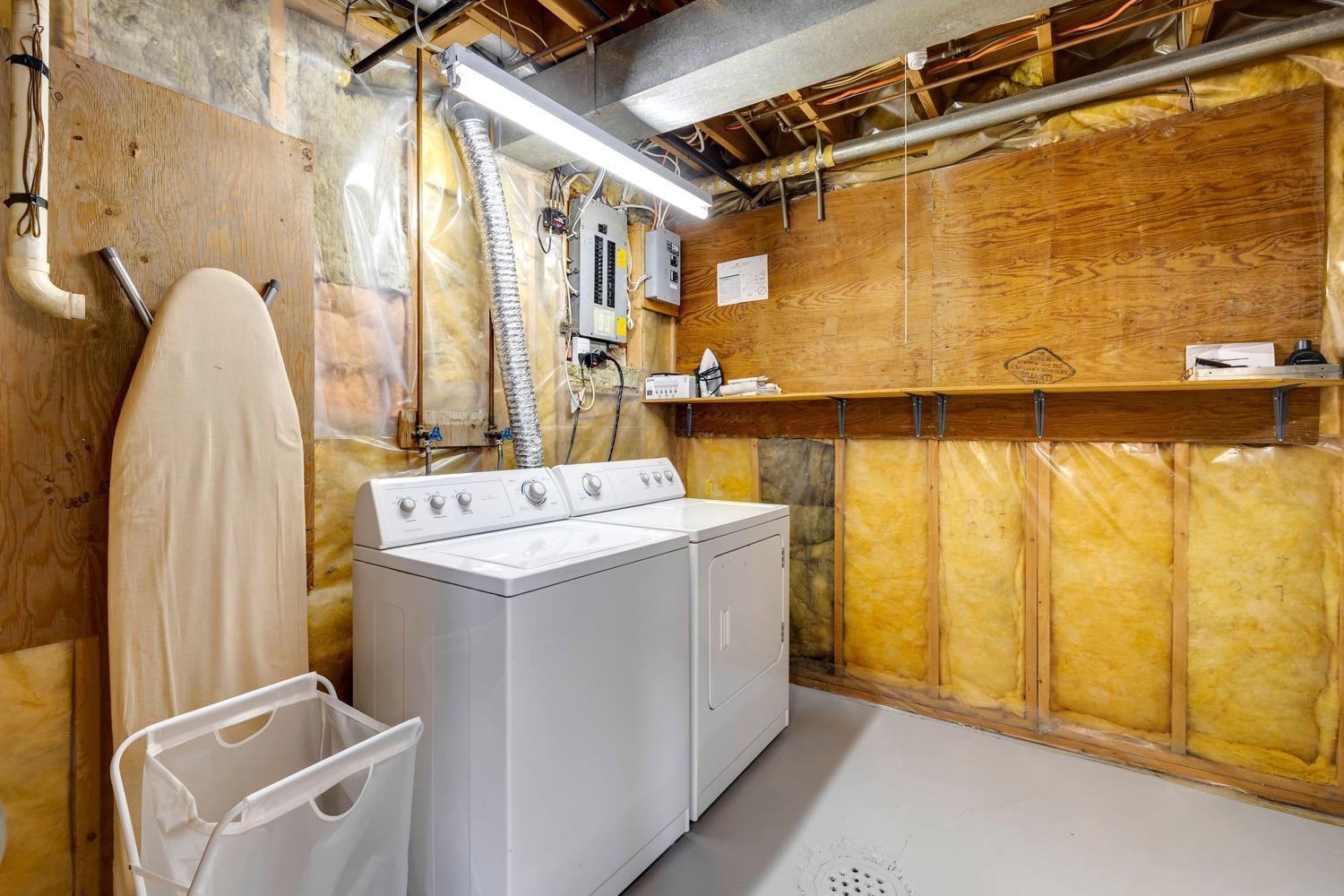 1035 Riverbend Drive SE - Photo 34
