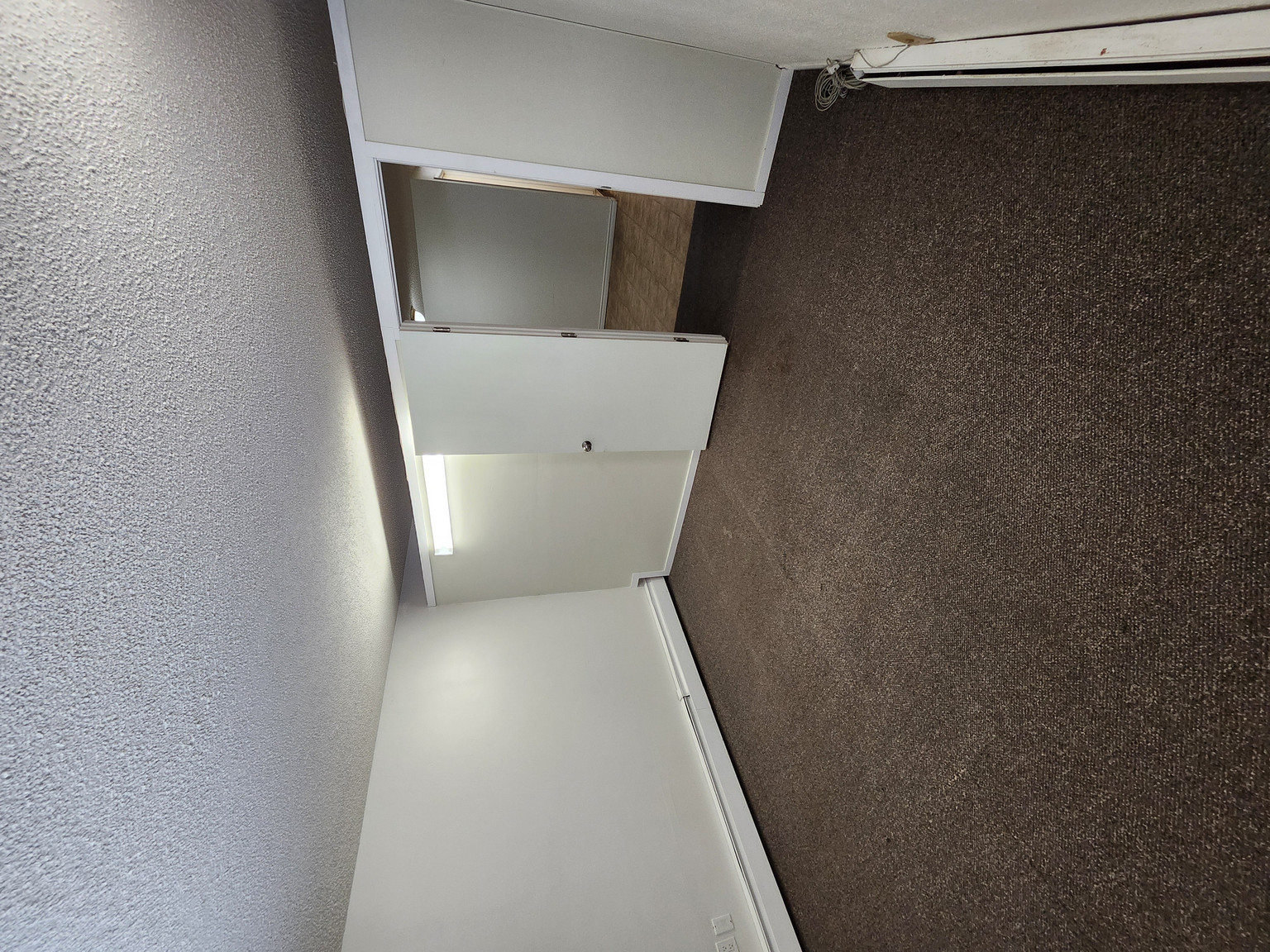 617 68 Avenue SW - Photo 32