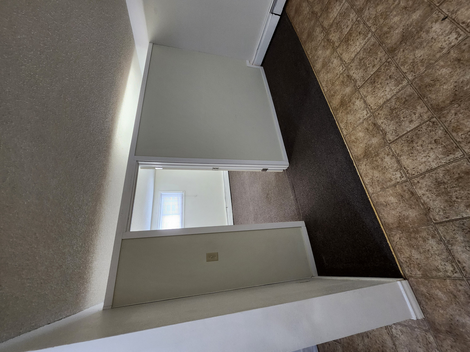 617 68 Avenue SW - Photo 28