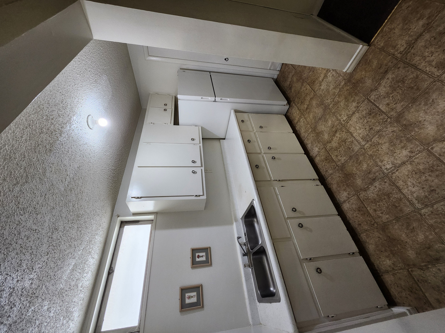 617 68 Avenue SW - Photo 22