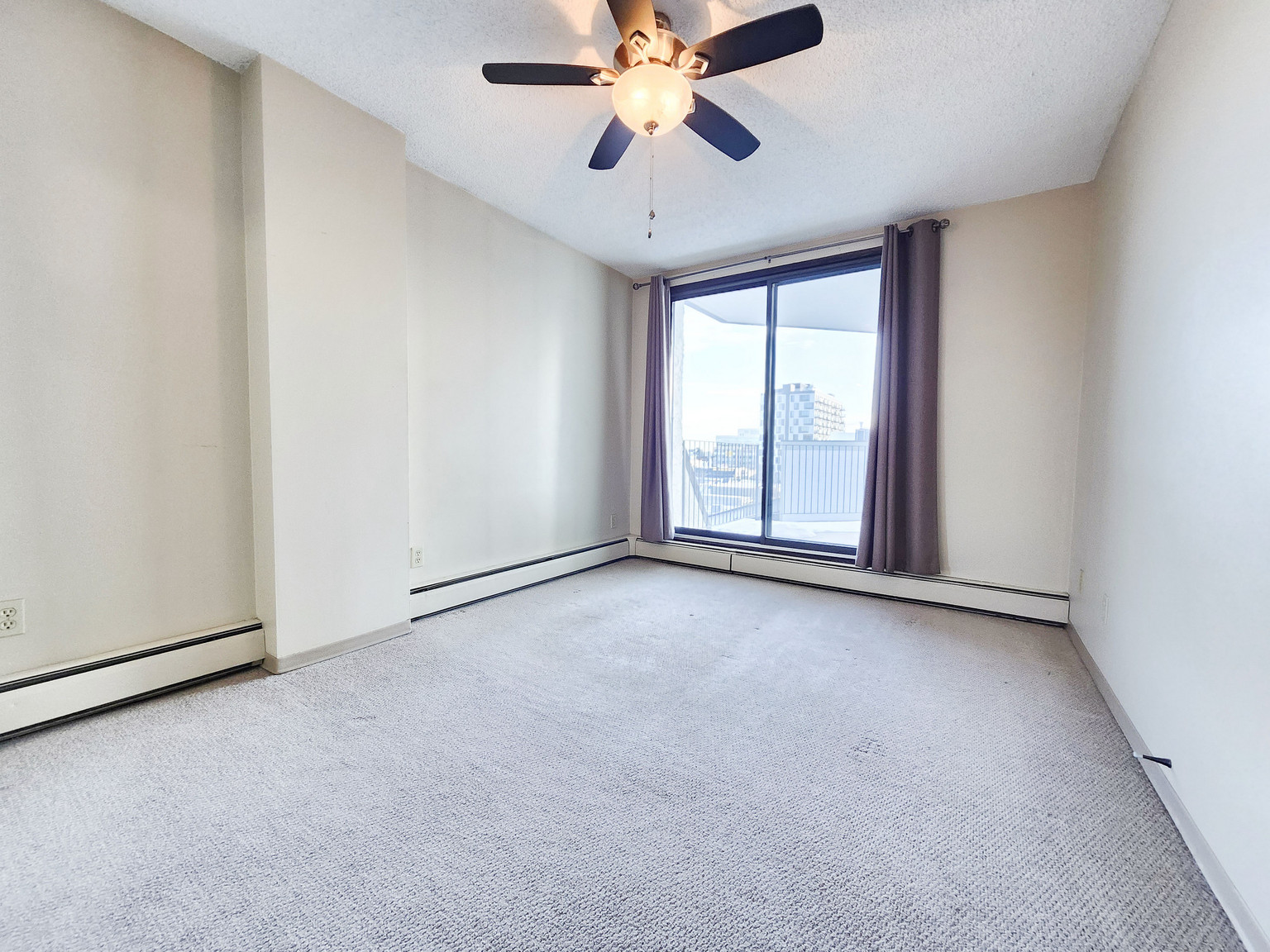 423 3 Avenue N.E. - Photo 24