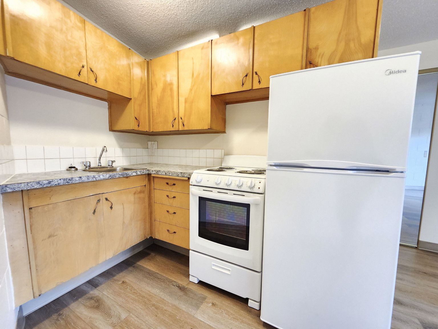 303 9A Street N.W. - Photo 41