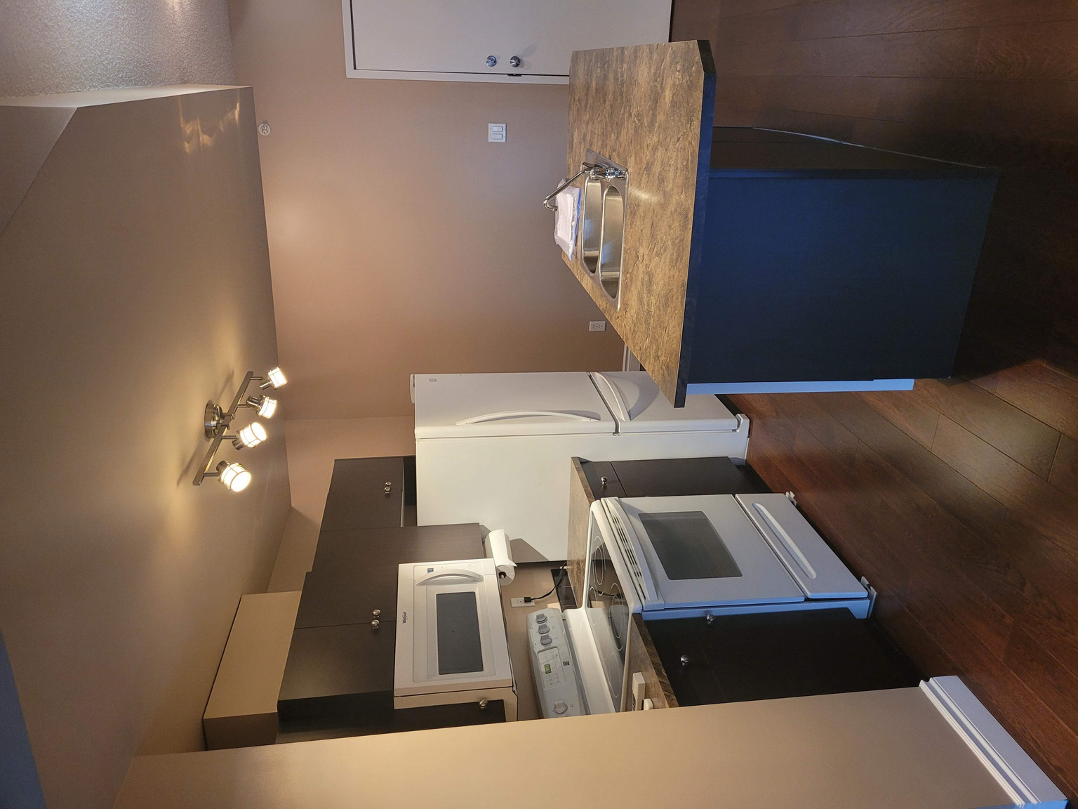 73 Erin Woods Court SE - Photo 4